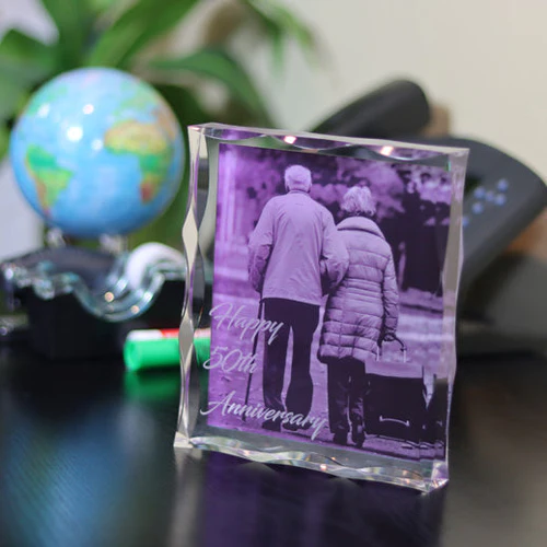 Acrylic Block with Scallop Edge