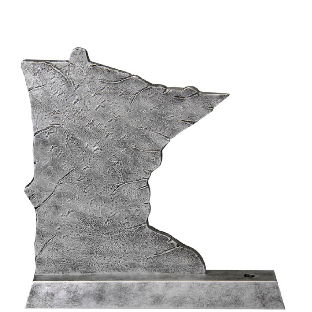 Minnesota Resin with Figure and Plate